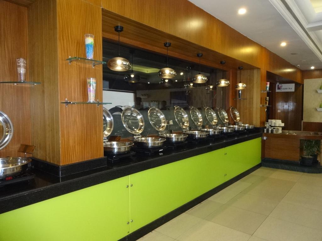 J P Cordial Hotel Bangalore Bagian luar foto