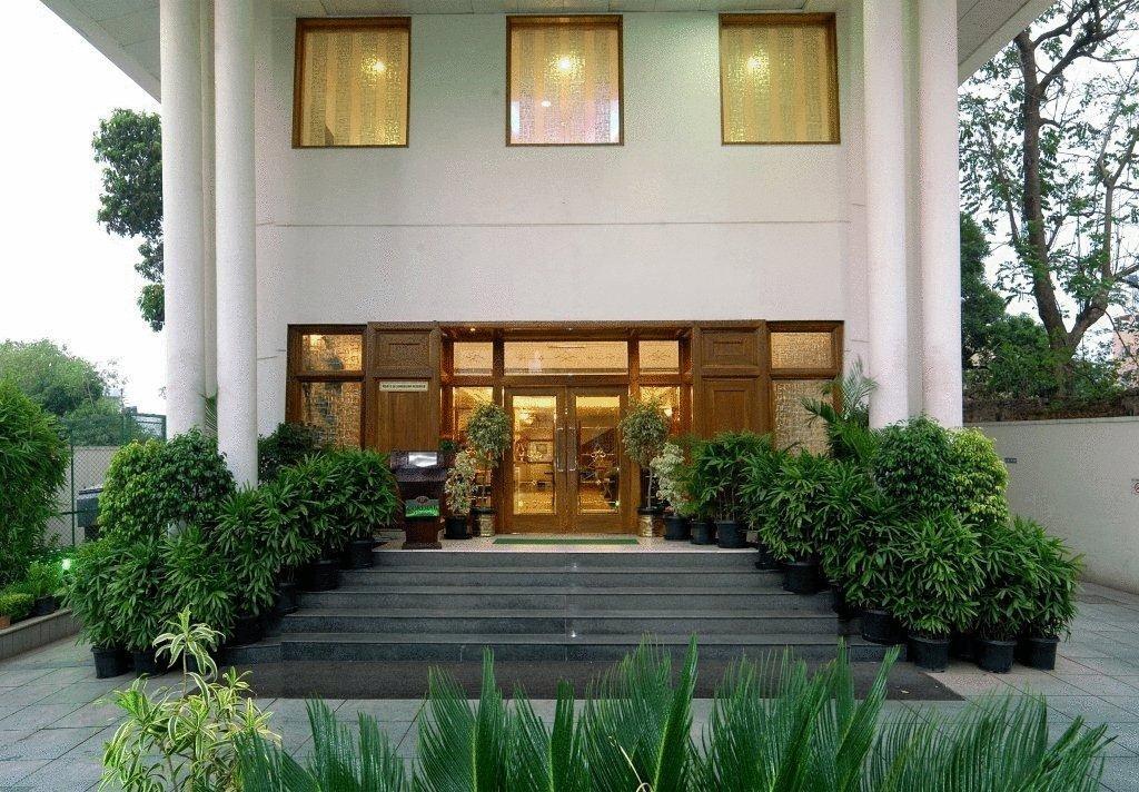 J P Cordial Hotel Bangalore Bagian luar foto